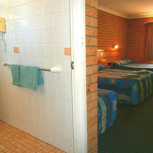 Aaron Inn Motel Narrabri Exterior foto