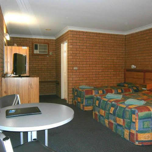 Aaron Inn Motel Narrabri Exterior foto